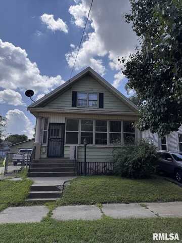 2006 W MARQUETTE Street, Peoria, IL 61605
