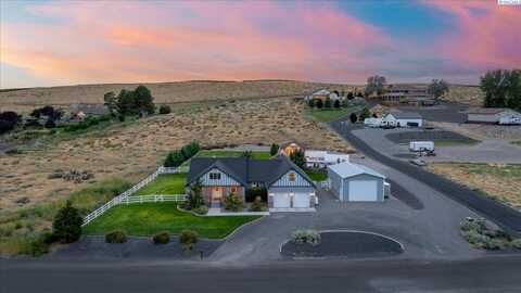 103804 N Horn Rapids Dr, West Richland, WA 99353