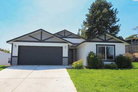 320 E 35th Avenue, Kennewick, WA 99337
