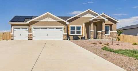 1437 N Chuckwagon Lane, Pueblo West, CO 81007