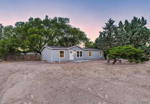 290 E Kipling Dr, Pueblo West, CO 81007