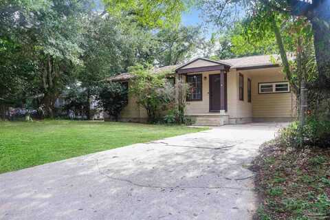 17 Kennington Dr, Pensacola, FL 32507