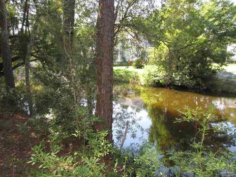 9440 Kainui Dr, Pensacola, FL 32526