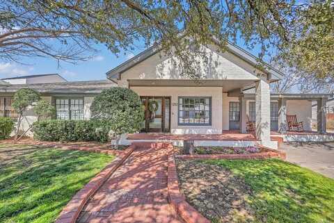 1202 Country Club Dr, Midland, TX 79701