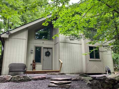 221 Little Pond Circle, Pocono Pines, PA 18350
