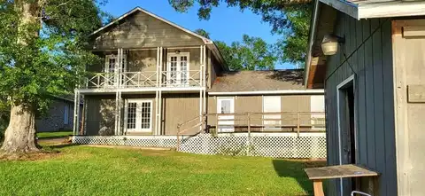 904 E Lakeshore Dr, Carriere, MS 39426