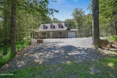 155 Lakewood Drive, Canadensis, PA 18325