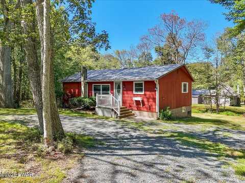 154 Twin Lakes Drive, Shohola, PA 18458