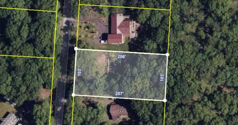 120 Galahad Road, Greeley, PA 18425