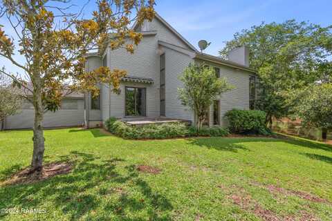 203 Stillwater Road, Breaux Bridge, LA 70517