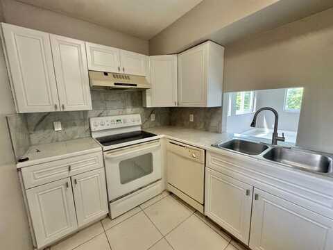 3556 Nw 114th Terr NW 114th Ter, Coral Springs, FL 33065