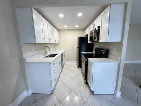 3032 Exeter B, Boca Raton, FL 33434