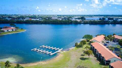 1005 Republic Ct, Deerfield Beach, FL 33442