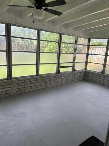 6531 Sherman St, Hollywood, FL 33024