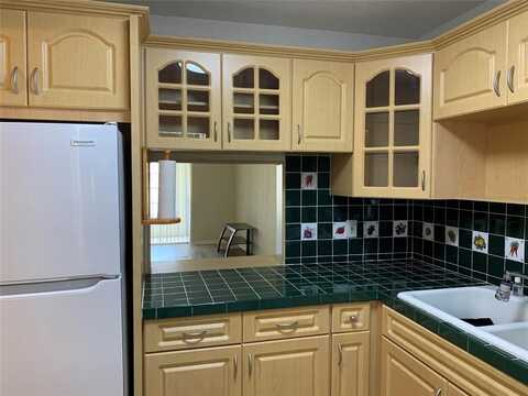 7805 W Atlantic Blvd, Margate, FL 33063