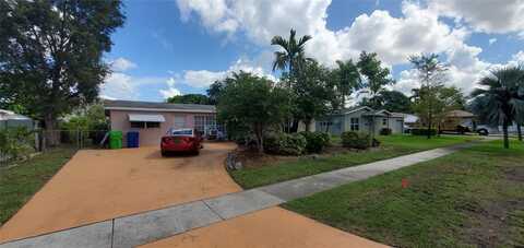6231 NW 18th St, Sunrise, FL 33313
