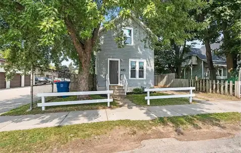 217 MILL Street, OSHKOSH, WI 54901