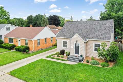 829 MARSHALL Avenue, GREEN BAY, WI 54303