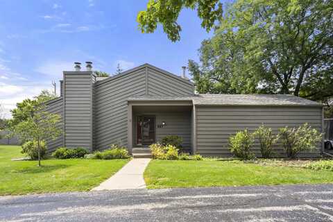 827 E WINDFIELD Place, APPLETON, WI 54911