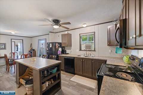 2060 clearwater Forest Dr S, South haven, MN 55382