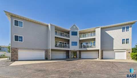 4605 S Oxbow Ave, Sioux Falls, SD 57106