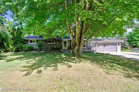 3084 E Hillcrest Drive, Clyde, MI 48049