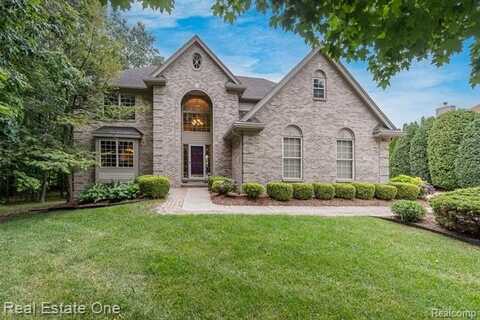 3515 Discus Court, Lake Orion, MI 48360