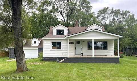 3200 Hessel Avenue, Rochester Hills, MI 48307