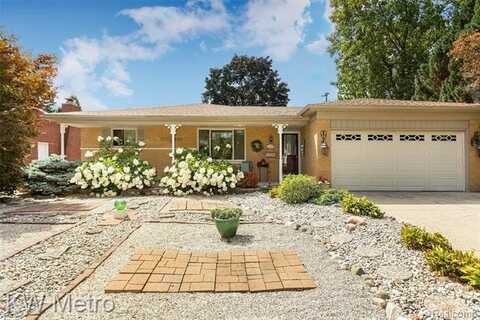 31423 Shaw Drive, Warren, MI 48093