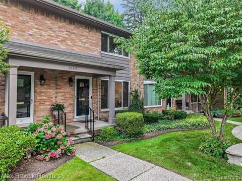 1039 N Old Woodward Avenue, Birmingham, MI 48009