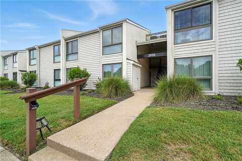 3908 Whispering Oaks Place, Virginia Beach, VA 23455