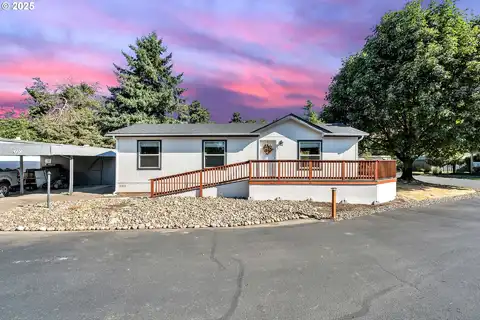 4915 SWEGLE RD, Salem, OR 97301