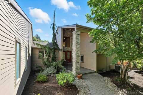 4200 SE HULL AVE, Milwaukie, OR 97267