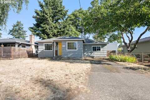 11761 SE WASHINGTON ST, Portland, OR 97216