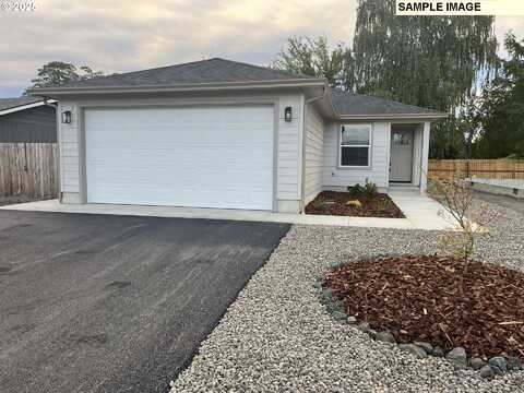 226 Miller ST, Sutherlin, OR 97479