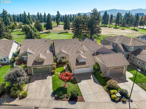 150 MAGNOLIA DR, Creswell, OR 97426