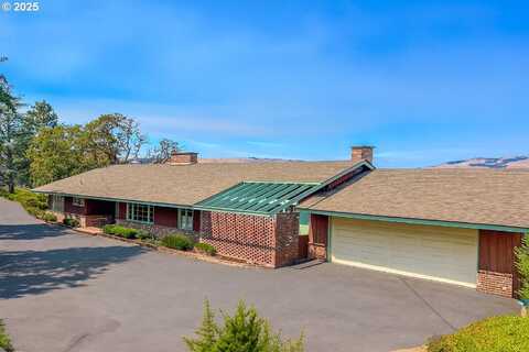 115 W SCENIC DR, The Dalles, OR 97058
