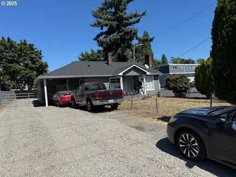 15725 SE STARK ST, Portland, OR 97233