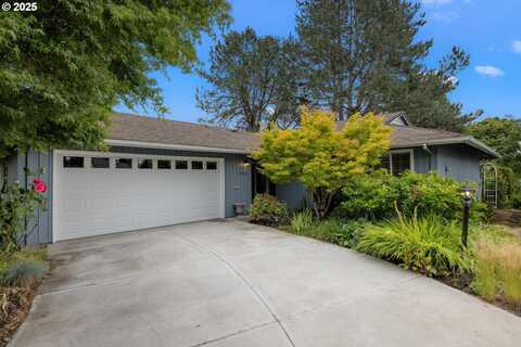 12434 SW KING GEORGE DR, King City, OR 97224