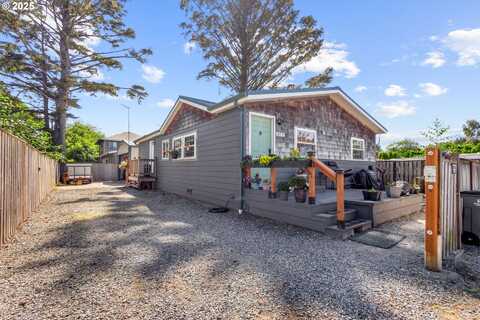 8365 STARK ST, Rockaway Beach, OR 97136