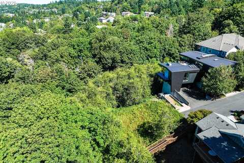 8049 NW PROMINENCE CT, Portland, OR 97229