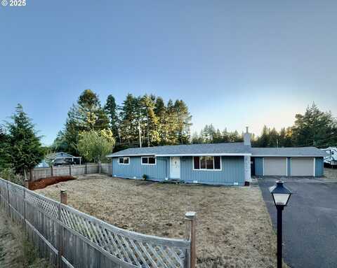 1005 N 8TH ST, Lakeside, OR 97449