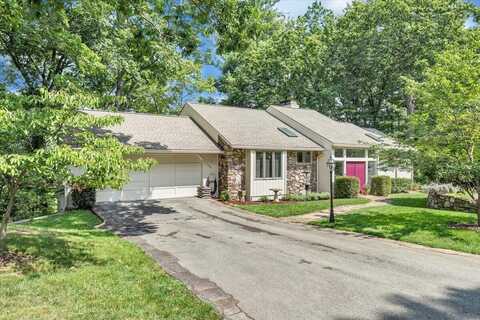 6036 Lakemont DR, Roanoke, VA 24018