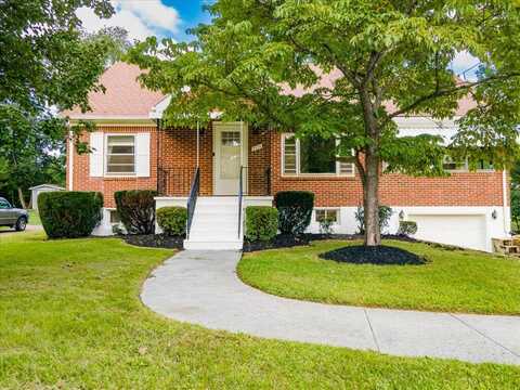 3735 Martinell AVE, Roanoke, VA 24018