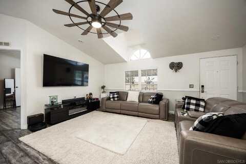 1333 Olive Ave unit: Spc 62, Vista, CA 92083