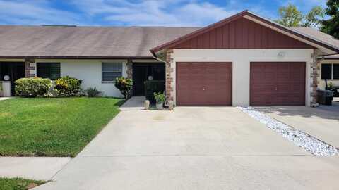 104 Moccasin Trail S, Jupiter, FL 33458