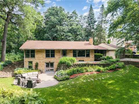 1429/1431 Skiles Lane, Arden Hills, MN 55112