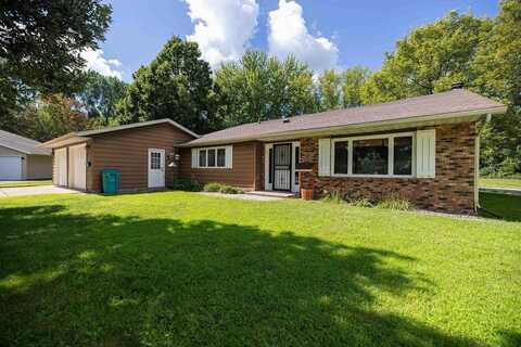 320 9th Avenue NW, Waseca, MN 56093