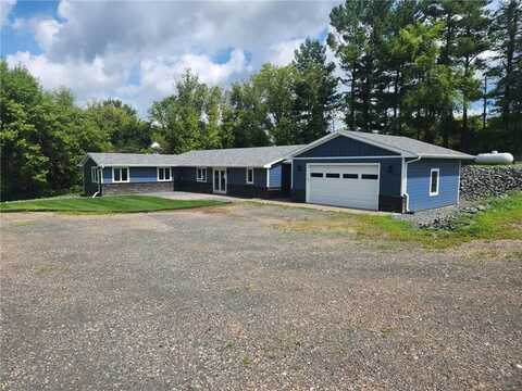 752 State Road 65, Garfield, WI 54001