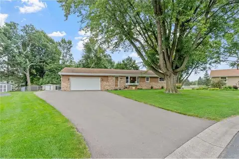 9222 92nd Circle N, Maple Grove, MN 55369